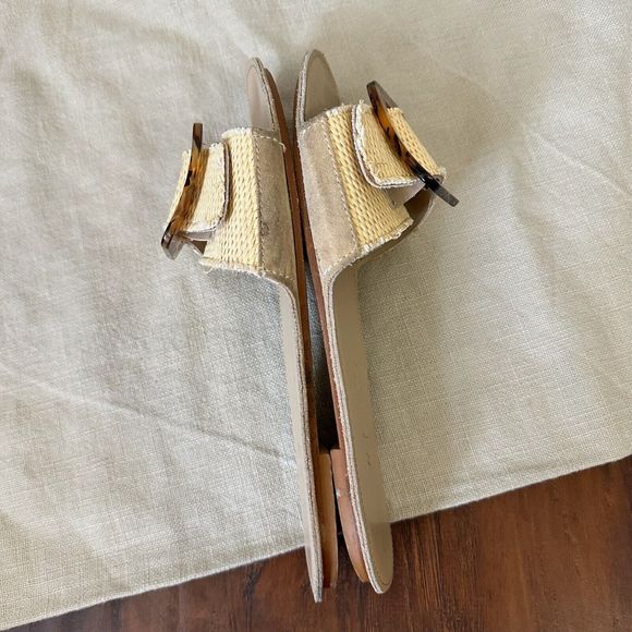 DEFINERY Loop Buckle Raffia Sandals in White ITALY MADE - Picture 5 of 11